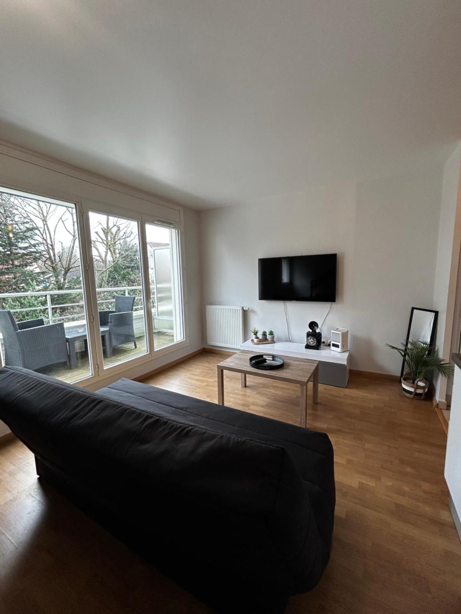 Duplex Lumineux Tout Equipe/Rer D/Balcon/Parking Corbeil-Essonnes Exterior photo