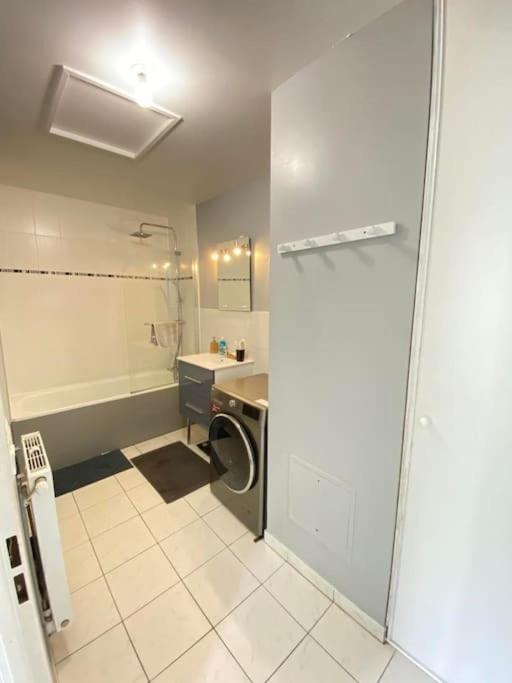 Duplex Lumineux Tout Equipe/Rer D/Balcon/Parking Corbeil-Essonnes Exterior photo